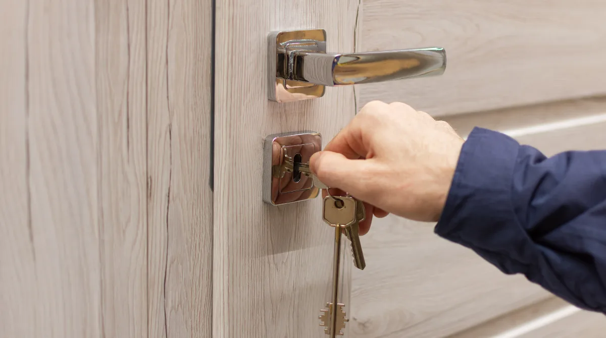 Puertas de seguridad en Canarias